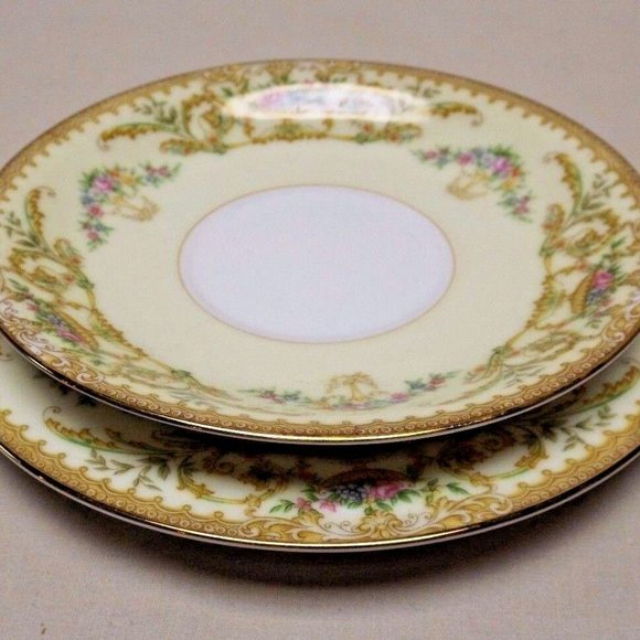 Noritake China Nanette set of 2 - 3 pc Footed Teacup, Saucer and Luncheon Plates - Picture 9 of 16